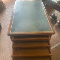 Tavolo fine 800' con cassetti per disegni