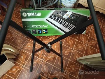 pianola nuova con supporto 