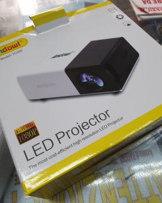 PROIETTORE HD USB CON TELECOMANDO