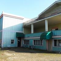 Verrua Savoia edificio commerciale e residenziale