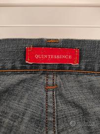 Pantaloni Quintessence – Taglia visibile