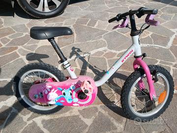 bicicletta con rotelle per bambina