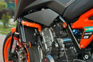 Ktm 890