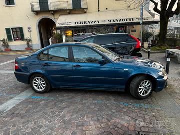 Bmw 318i per ricambi marciante