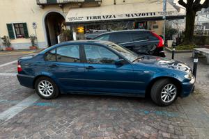 Bmw 318i per ricambi marciante