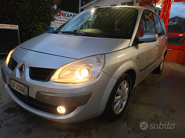 Renault megane grand scenic