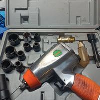 Pistola a percussione pneumatica smontagomme 
