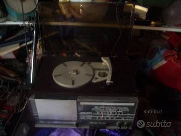 Radiomarelli con fm e giradischi