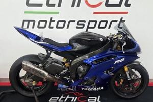 Yamaha r6 pronto pista ----VENDUTA-
