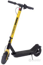 Momo Design EVO9 25 km/h Giallo