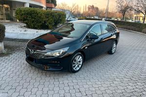 Opel Astra sports tourer business elegance 