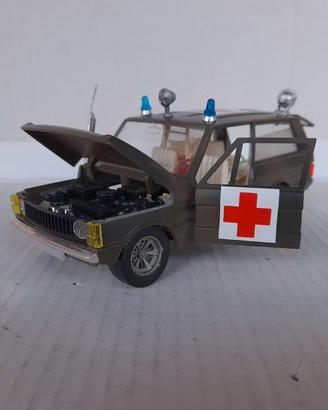 MODELLO RANGE ROVER AMBULANZA CARABINIERI S.SCATOL