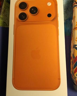 iPhone 17 Pro 256 GB Cosmic Orange in garanzia