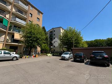 3 LOCALI A BARLASSINA