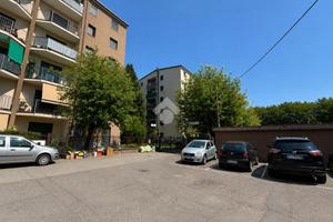 3 LOCALI A BARLASSINA