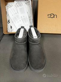 Stivali da neve UGG Mini, grigi / taglia 36