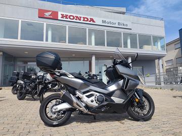 Honda Forza 750
