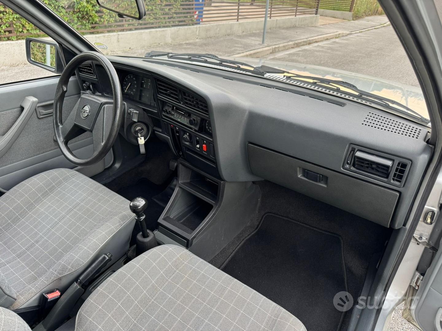 Opel Ascona 1986 photo 5