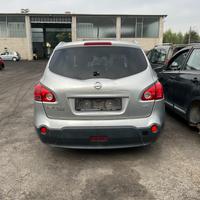 NISSAN QASHQAI 2 DCI per ricambi