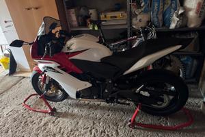 CBR 600 F