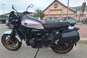 xsr700 