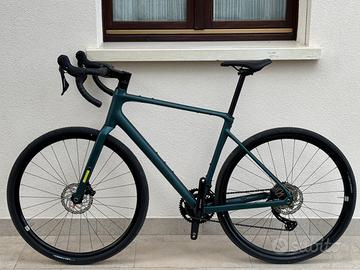 Cube Nuroad Race mod. 2026 tg. L  2x12 - Gravel