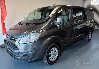 Ford Tourneo Custom 9 posti