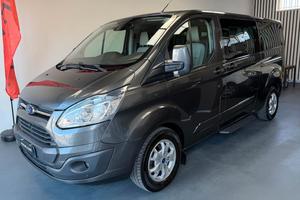 Ford Tourneo Custom 9 posti