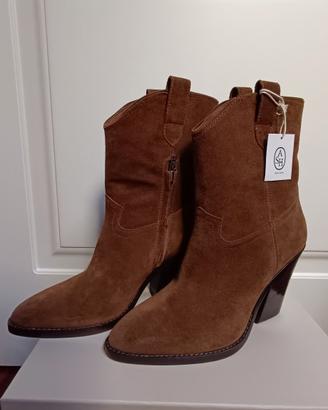 Tronchetto nuovo ASH in camoscio n. 39