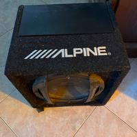 Subwoofer alpine attivo