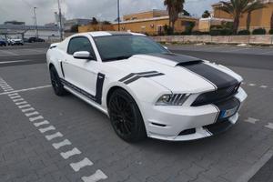 FORD MUSTANG 5.0 V8 GT CALIFORNIA 420cv