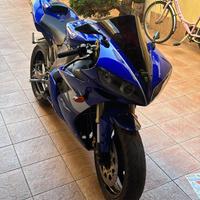 Yamaha R1