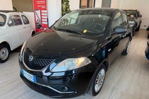 Lancia Ypsilon 1.2 69 CV 5 porte Silver