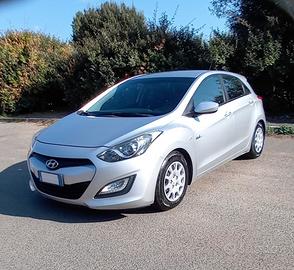 Hyundai i30 Blue 1.6 Crd Classic 2’ serie