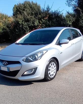 Hyundai i30 Blue 1.6 Crd Classic 2’ serie