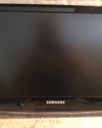 TV Samsung LCD 18,5 pollici