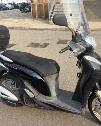 Honda SH Mode 125 Nero, sempre tagliandato!