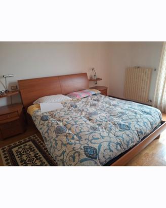 letto in ciliegio