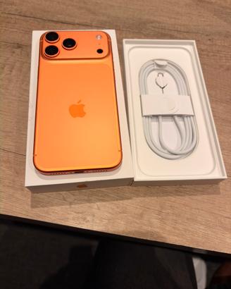 Iphone 17 pro max pari al nuova