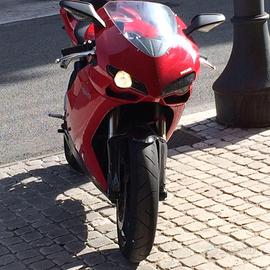 Ducati 848
