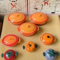 8 cocotte pentole Style Le Creuset. Idea Natale