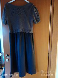 vestito in lana  e poliestere 