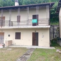 LUMINOSA CASA DI TESTA - immersa nel verde e da...