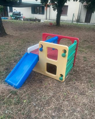 Gioco con scivolo Chicco