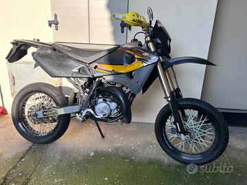 Moto Husqvarna 50 racing