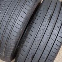 Due gomme 215/65/16