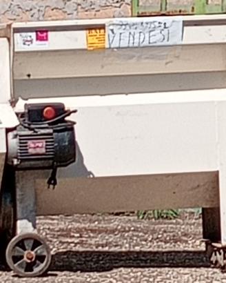 Sgrappolatrice per uva 