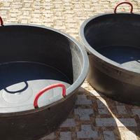 CONTENITORI IN RAME E PLASTICA PER TRAVASARE