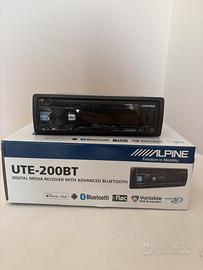 Autoradio Alpine UTE-200BT Bluetooth
