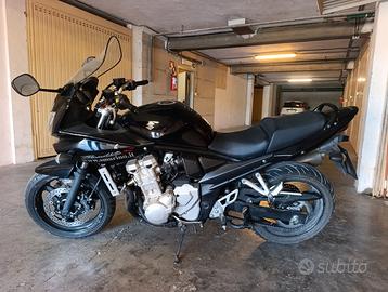 SUZUKI BANDIT